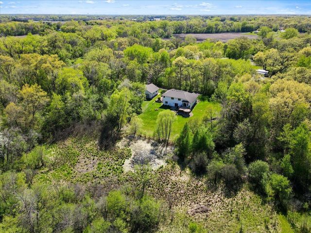 25647 Gustavus Court, Wyoming, MN 55092