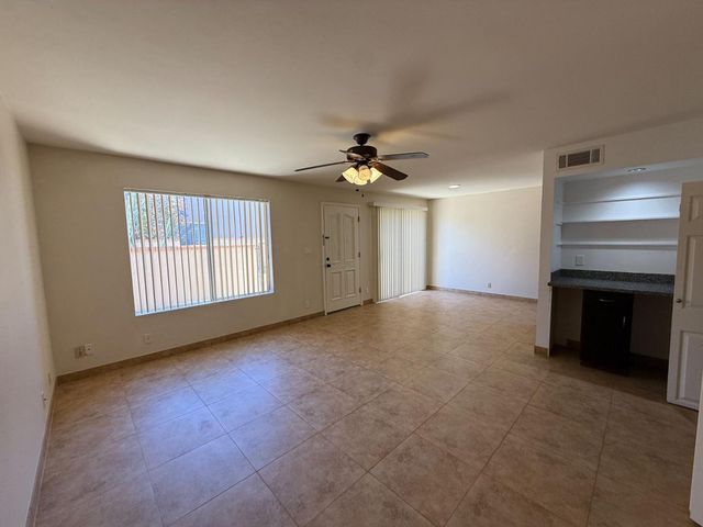17014 E Calle Del Oro Apt C, Fountain Hills, AZ 85268