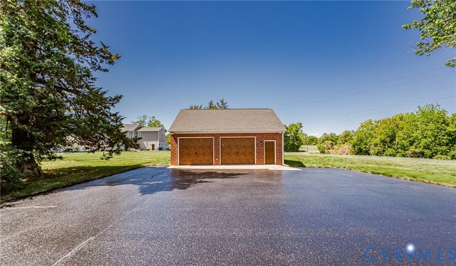 2018 Valentine Rd, Henrico, VA 23228