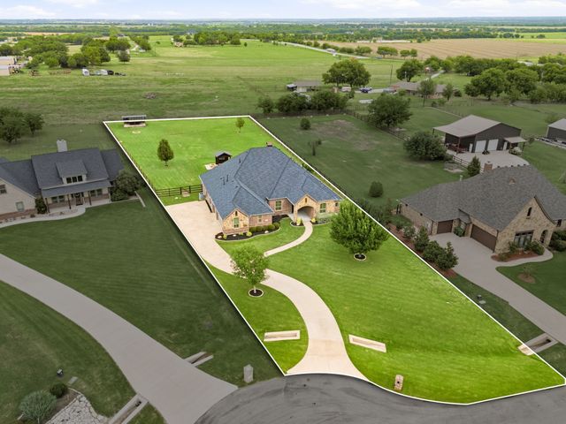 13450 Kira Lane, Justin, TX 76247