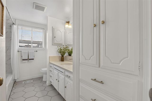 3205 NW 54th Circle, Oklahoma City, OK 73112
