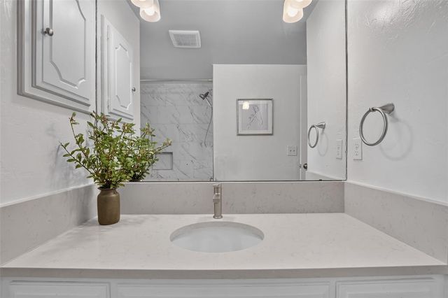 3205 NW 54th Circle, Oklahoma City, OK 73112
