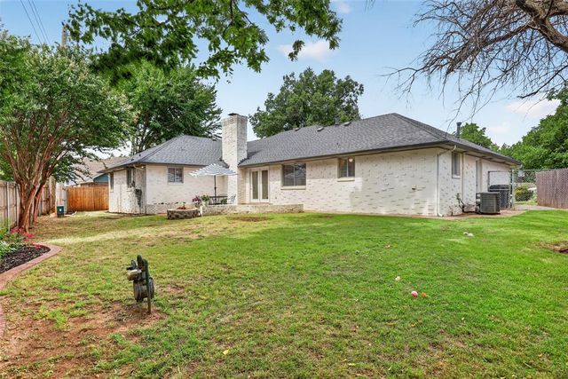 3205 NW 54th Circle, Oklahoma City, OK 73112