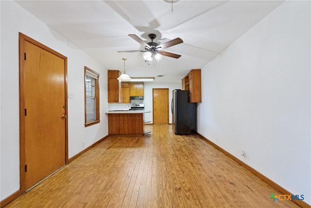 1401 N East Street, Belton, TX 76513
