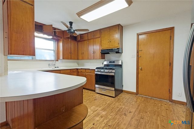 1401 N East Street, Belton, TX 76513
