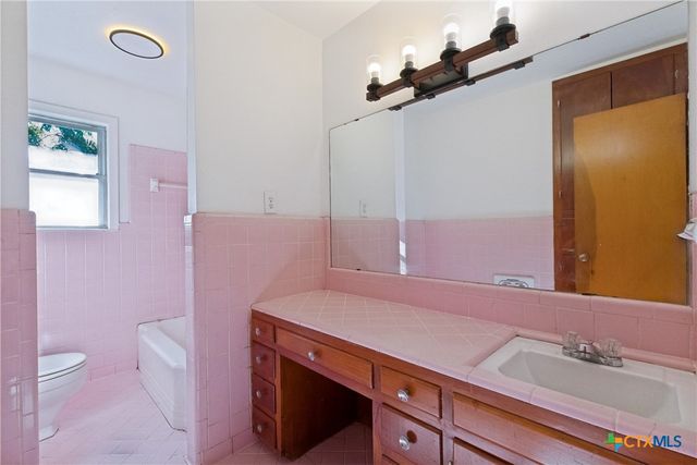 1401 N East Street, Belton, TX 76513