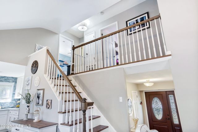 1 Miriam Place, Hazlet, NJ 07730