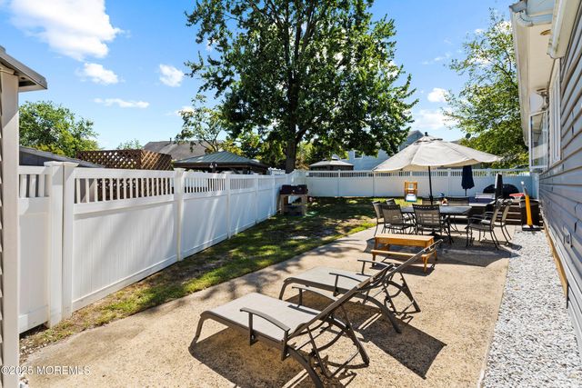 1 Miriam Place, Hazlet, NJ 07730