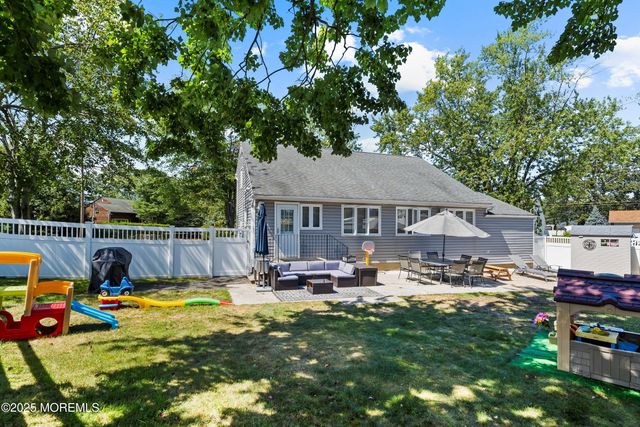 1 Miriam Place, Hazlet, NJ 07730