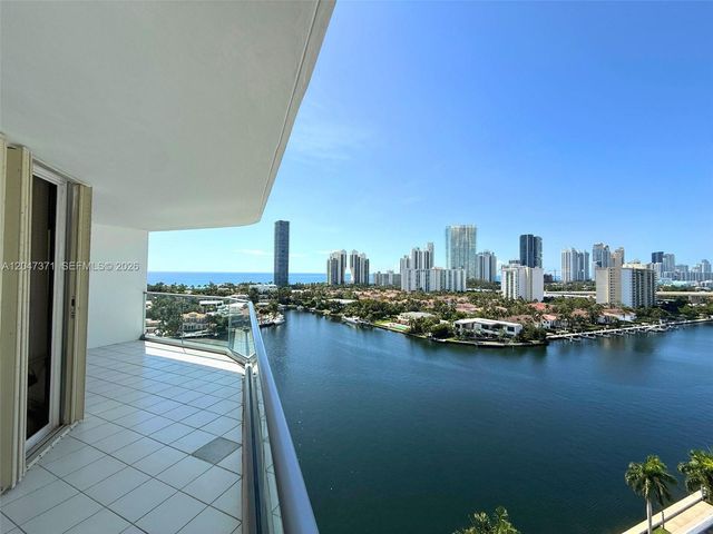 19707 Turnberry Way 16G, Aventura, FL 33180