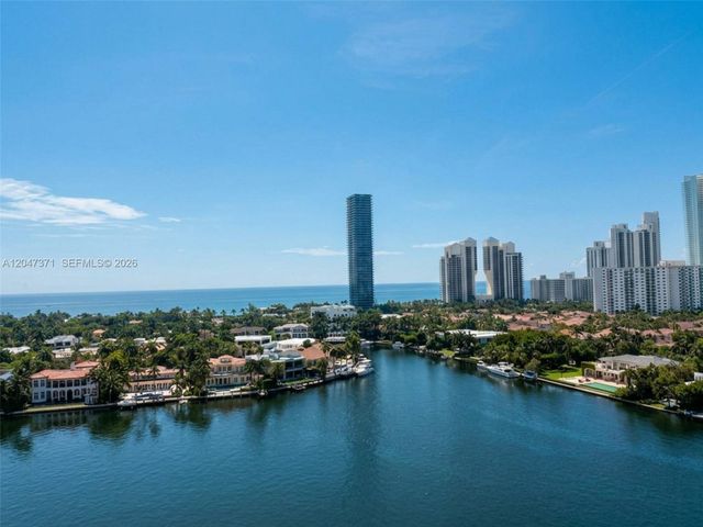 19707 Turnberry Way 16G, Aventura, FL 33180