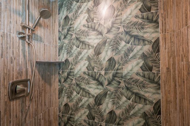 504 68TH STREET, Holmes Beach, FL 34217