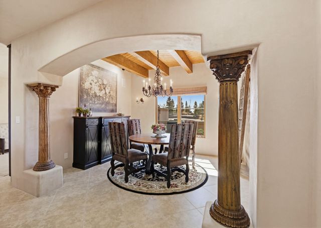 62 Avenida Frijoles, Santa Fe, NM 87507