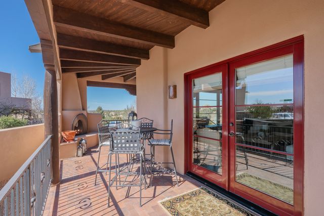 62 Avenida Frijoles, Santa Fe, NM 87507