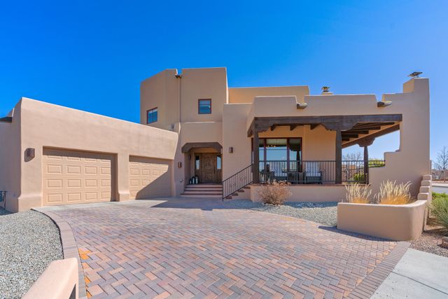 62 Avenida Frijoles, Santa Fe, NM 87507