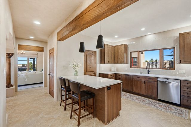 62 Avenida Frijoles, Santa Fe, NM 87507