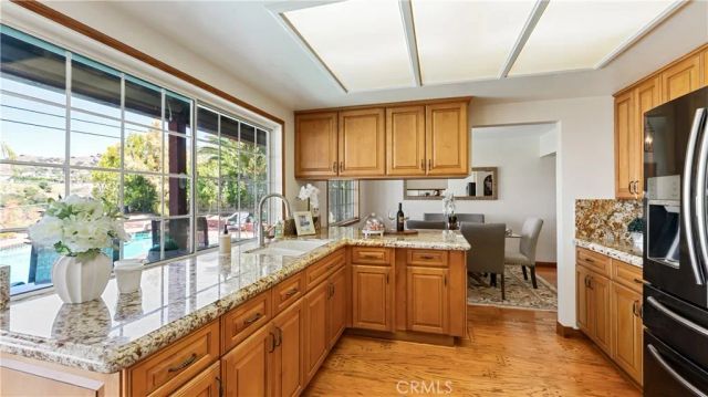 3003 Mesa Verde Drive, Burbank, CA 91504