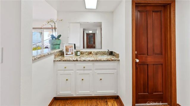 3003 Mesa Verde Drive, Burbank, CA 91504
