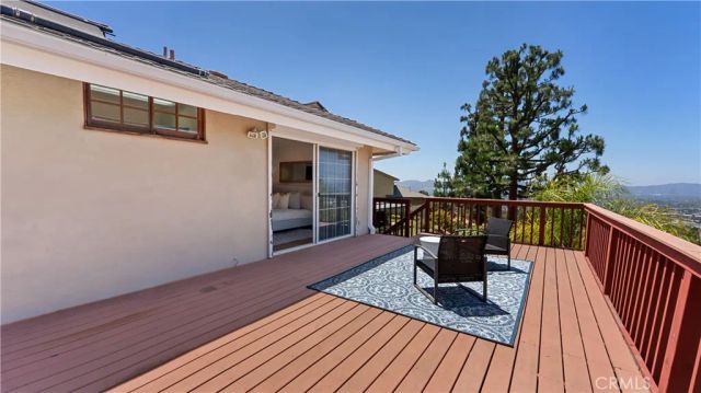 3003 Mesa Verde Drive, Burbank, CA 91504