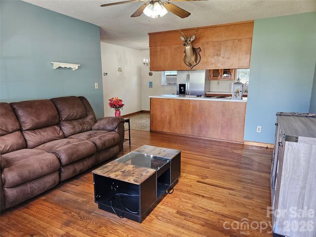 2648 Rose Place, Lenoir, NC 28645