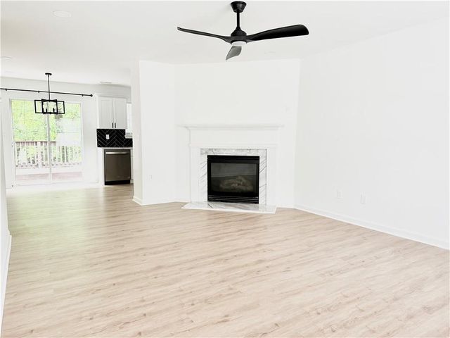 900 Melrose Park Place, Lawrenceville, GA 30044