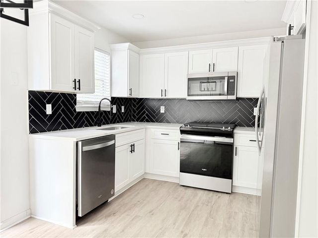 900 Melrose Park Place, Lawrenceville, GA 30044