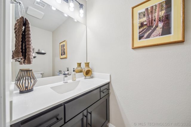 13010 E 125 Place N, Collinsville, OK 74021