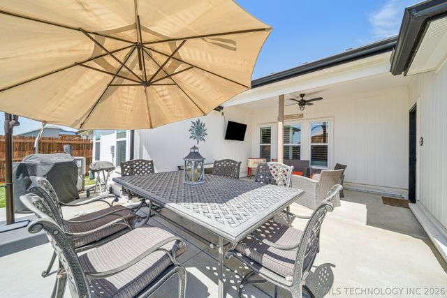 13010 E 125 Place N, Collinsville, OK 74021