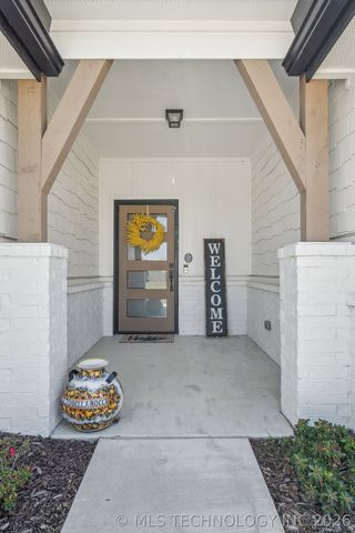 13010 E 125 Place N, Collinsville, OK 74021