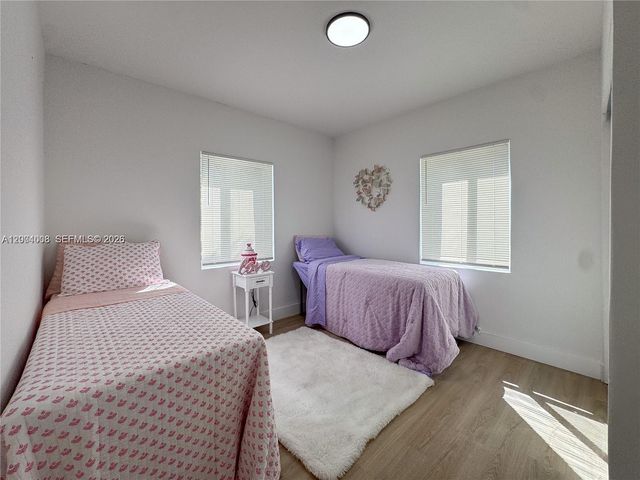 2255 NW 60th St, Miami, FL 33142