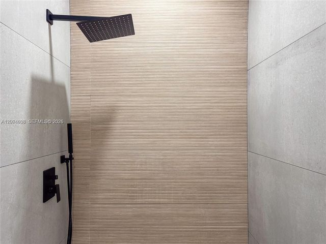 2255 NW 60th St, Miami, FL 33142