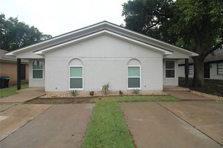 232 S Main Street, Burleson, TX 76028