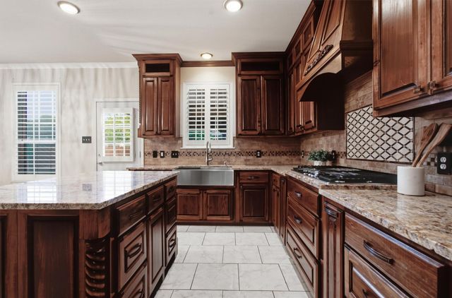 113 Scarlet Oak CV, Kyle, TX 78640