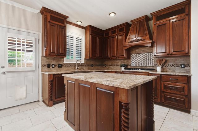 113 Scarlet Oak CV, Kyle, TX 78640