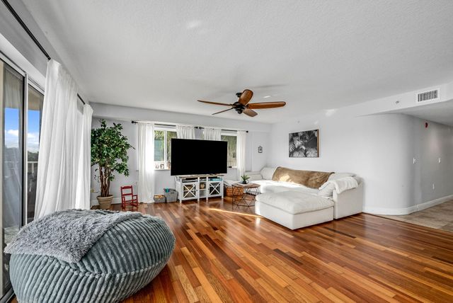 551 Casa Bella Drive 206, Cape Canaveral, FL 32920