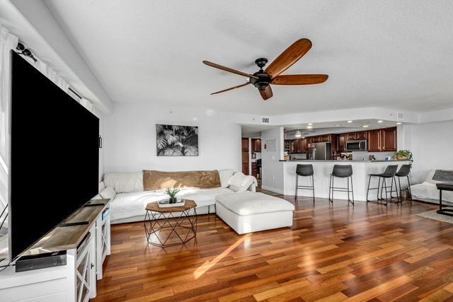 551 Casa Bella Drive 206, Cape Canaveral, FL 32920