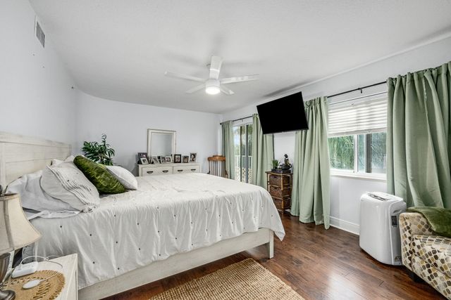 551 Casa Bella Drive 206, Cape Canaveral, FL 32920