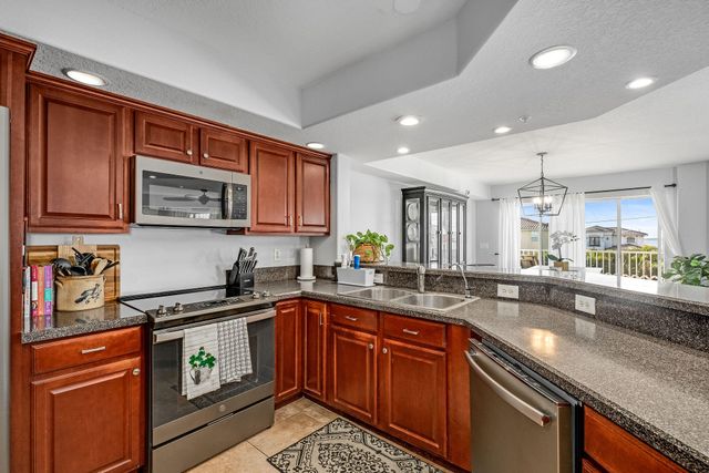 551 Casa Bella Drive 206, Cape Canaveral, FL 32920