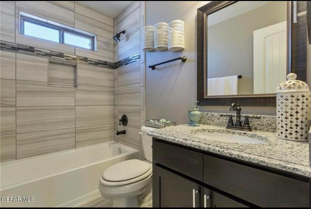 13436 CINDERFORD Avenue, Horizon City, TX 79928