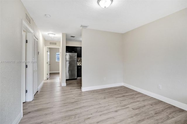 2731 NW 1st St 3, Pompano Beach, FL 33069