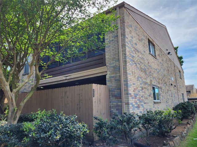 10555 Turtlewood Court 2301, Houston, TX 77072