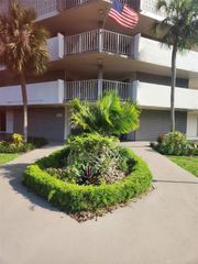 2801 NW 47 tER 403B, Lauderdale Lakes, FL 33313