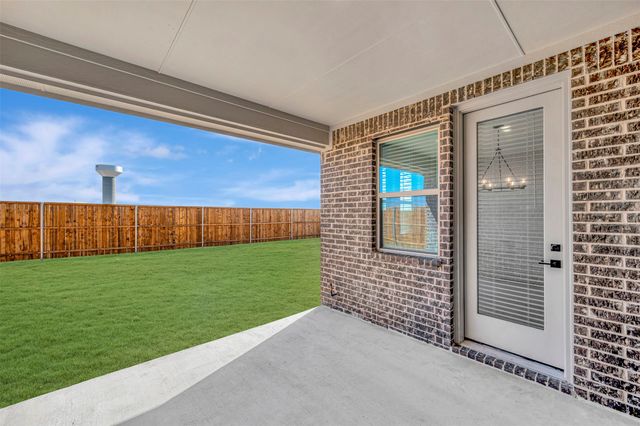 1014 Butterfly Lane, Justin, TX 76247