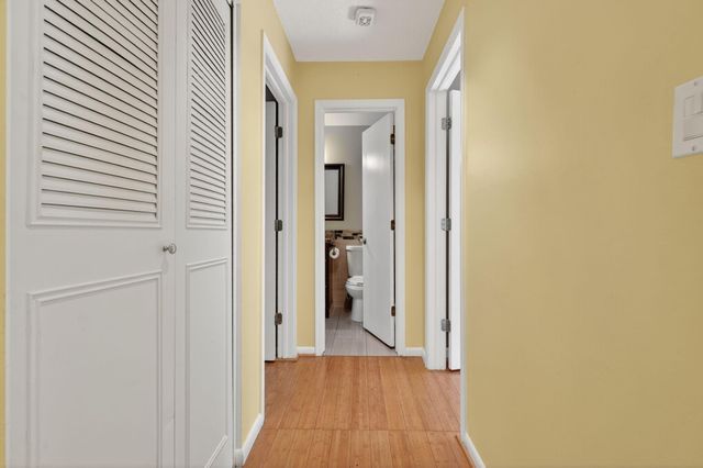 3007 NW 5th Terrace, Pompano Beach, FL 33064