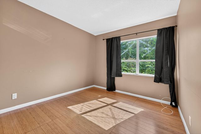 3007 NW 5th Terrace, Pompano Beach, FL 33064