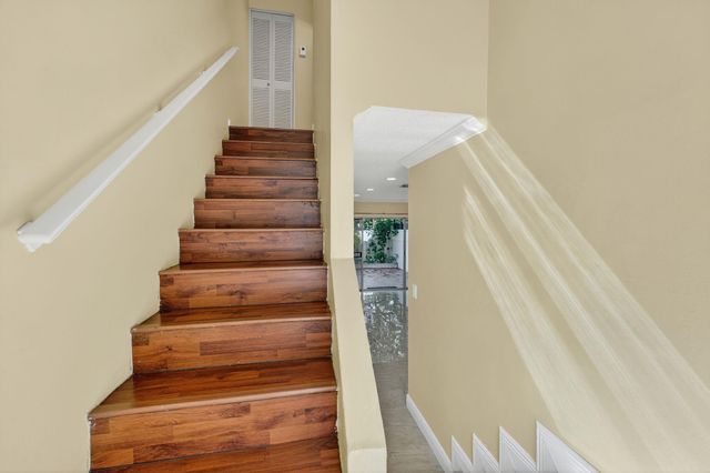 3007 NW 5th Terrace, Pompano Beach, FL 33064