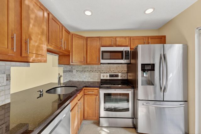 3007 NW 5th Terrace, Pompano Beach, FL 33064