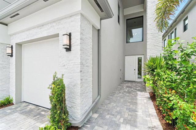 9241 Sunflower Meadow Road, Boca Raton, FL 33434