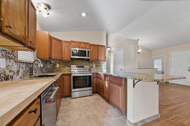 3209 W Graber Cir, Wichita, KS 67217