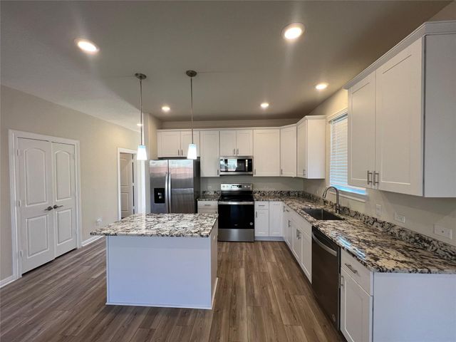 101 Purple Sandpiper LN, Leander, TX 78641